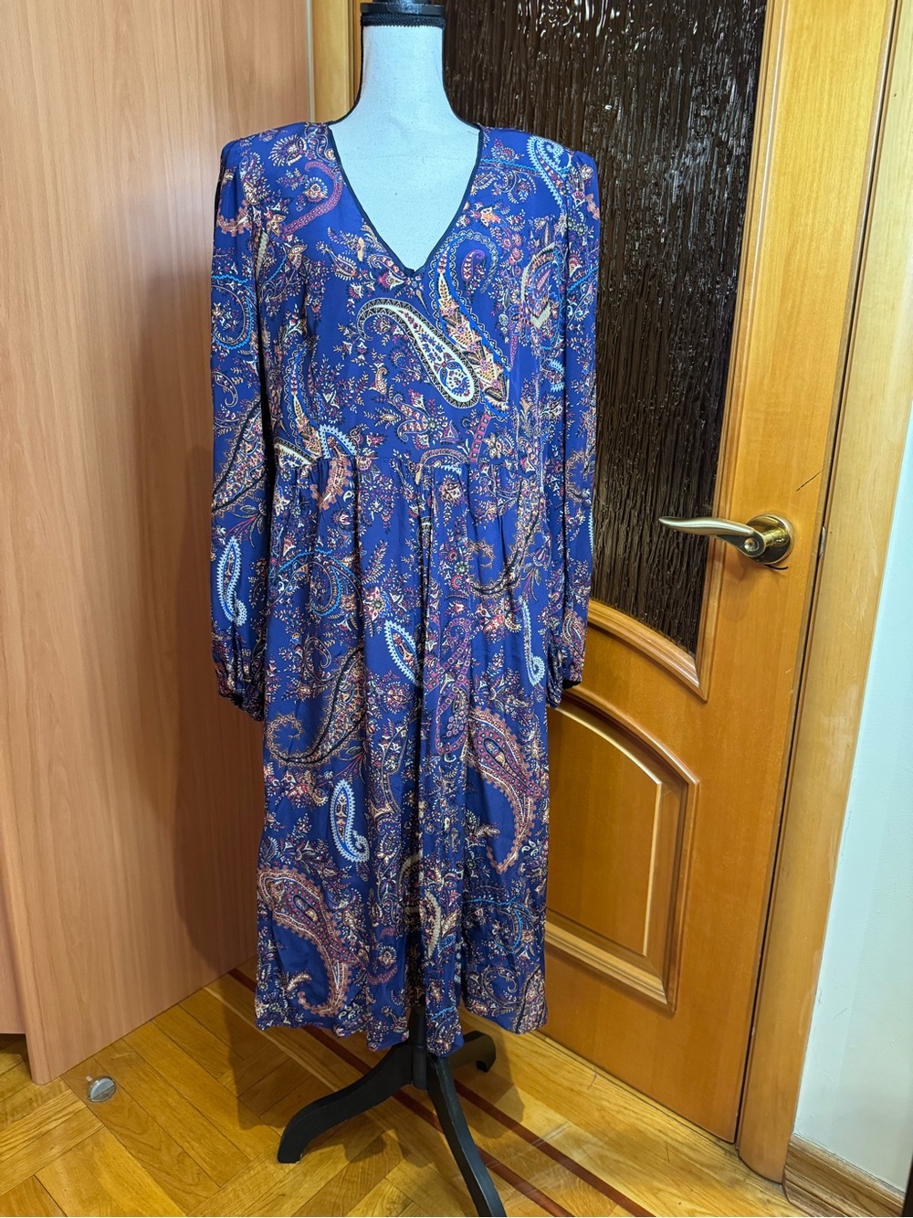 Etro Blue Paisley V-Neck Long Sleeve Midi Dress Sz 18